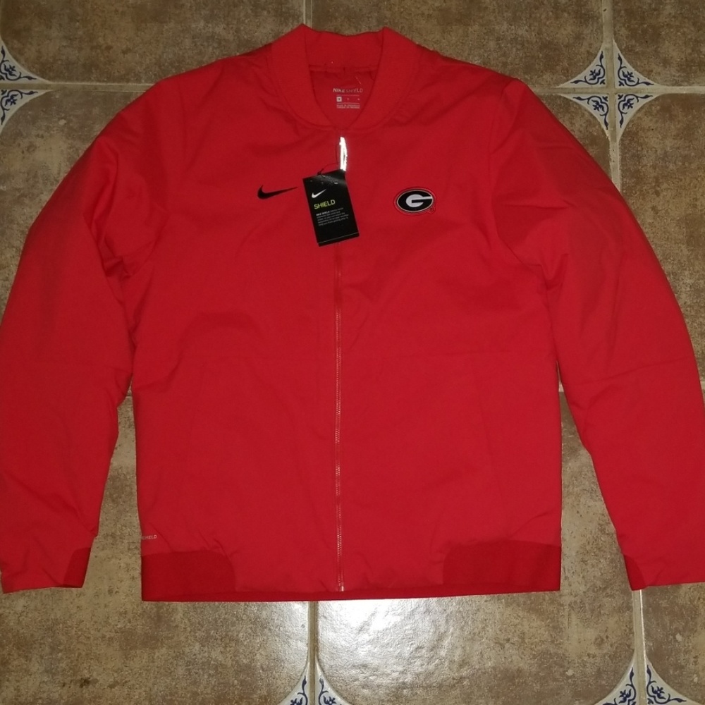 Nike Georgia bulldogs Shield Champ Drive